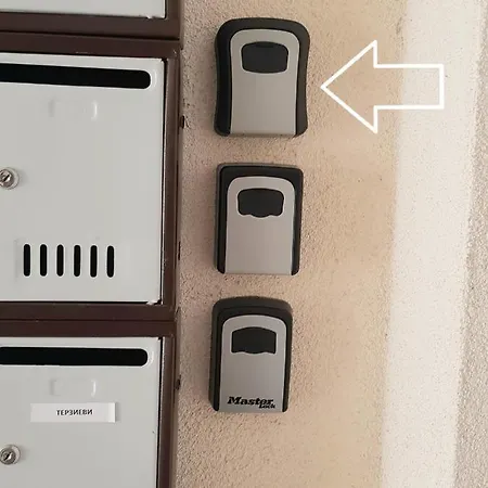 Joy Center Free Parking